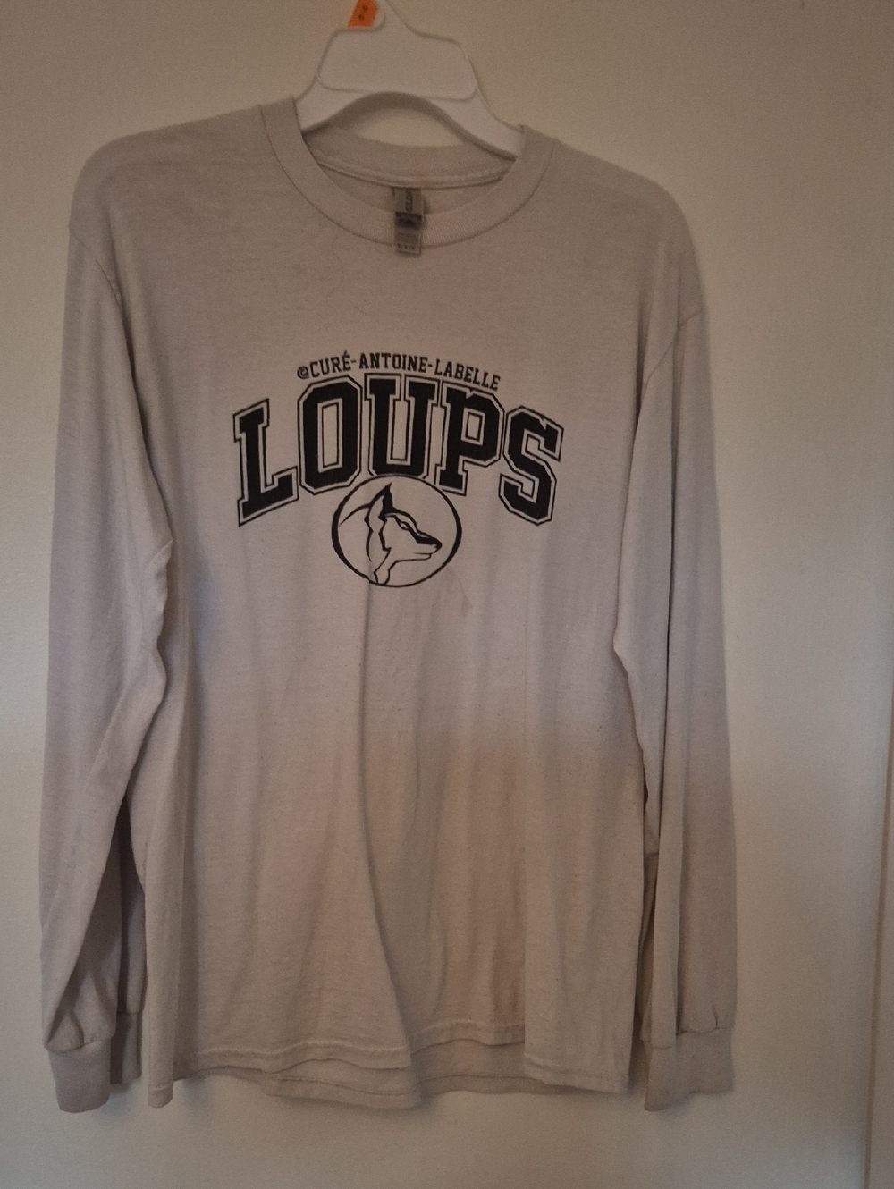 Gildan White Crewneck T‑Shirt (Size M)